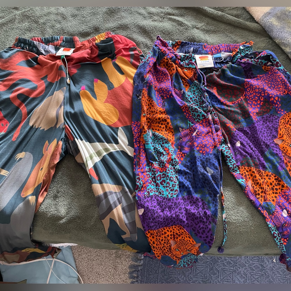 Farm Rio jungle and jaguar pants, multi vibrant color pants